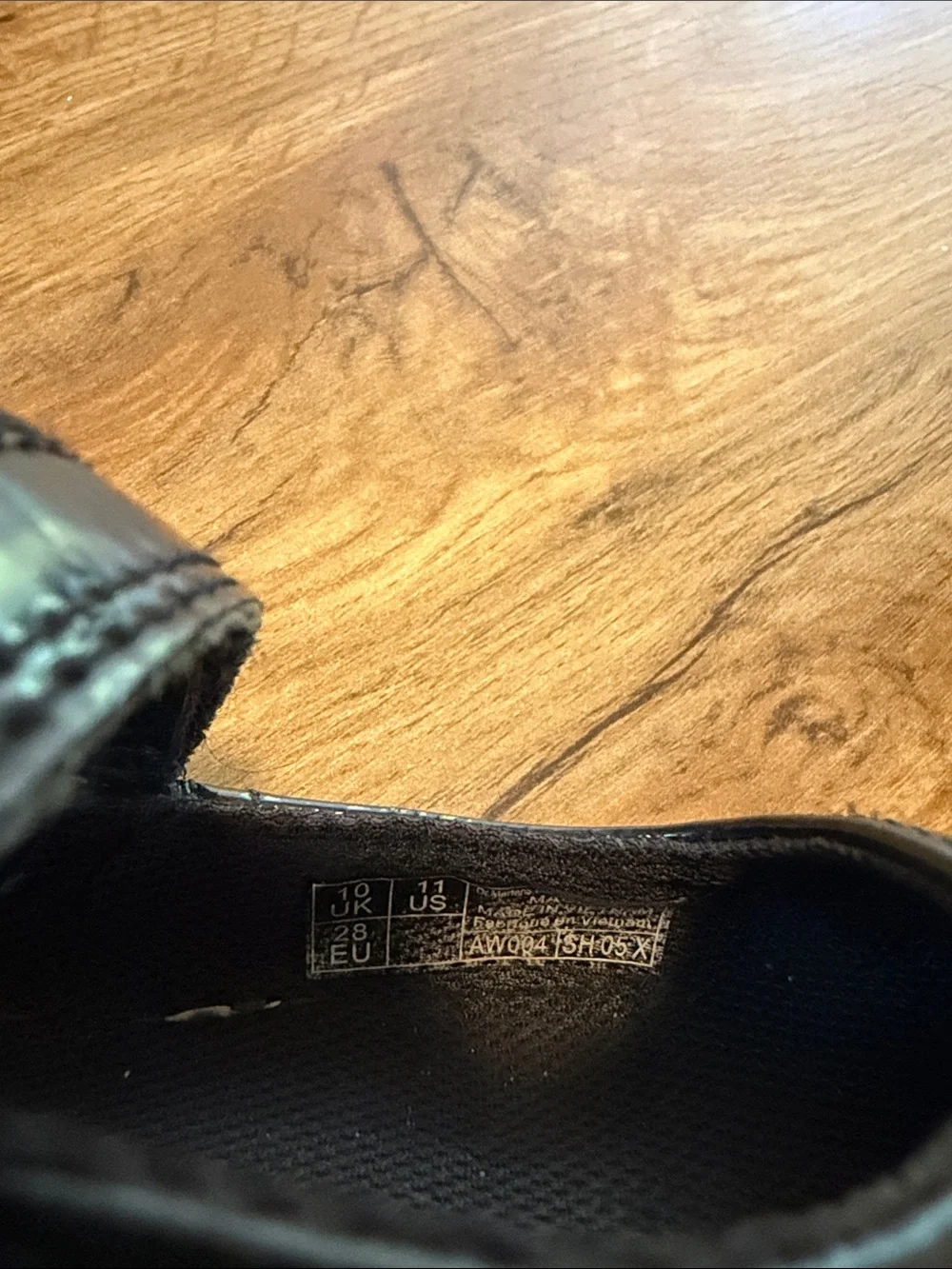 Dr. Martens classic black